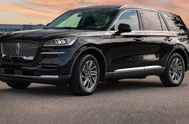 Lincoln Aviator executive SUV